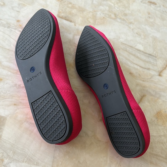 Gorgeous hot pink Rothy’s. Size 9. Only worn once! - Picture 2 of 6